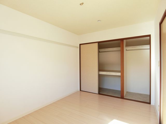 リヴェールⅡ　Ｅ 102号-5