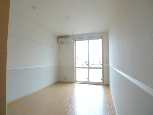 ロイヤルパーク　ハクサン 202号-2