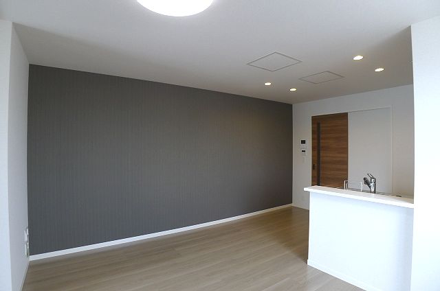 メゾン・セ・ラヴィ　Ⅱ 302号-3