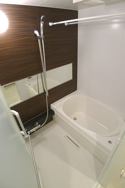 メゾン・セ・ラヴィ　Ⅱ 302号-8