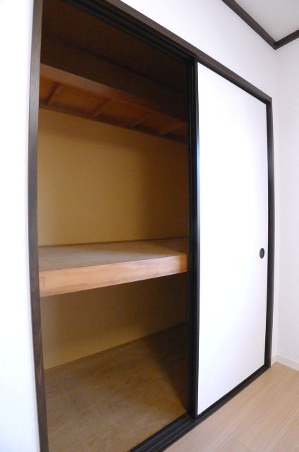 リバティーヒルズＢ 202号-11