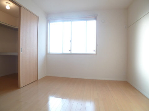 マストライフみどりの　Ｆ 201号-8