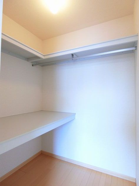 マストライフ守谷中央 203号-5