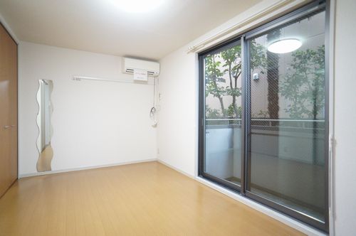 メゾン・ド・リベルテ 102号-2