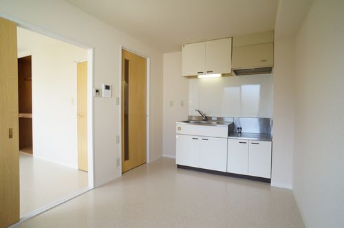 ドミール前原　Ｂ 202号-2