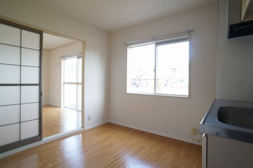 ベルウッドＣ 101号-3