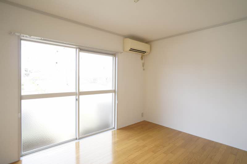 ヒルズ・ウィスタリア 101号-2