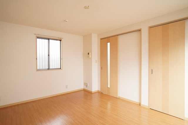 フローラ・セゾン 101号-2