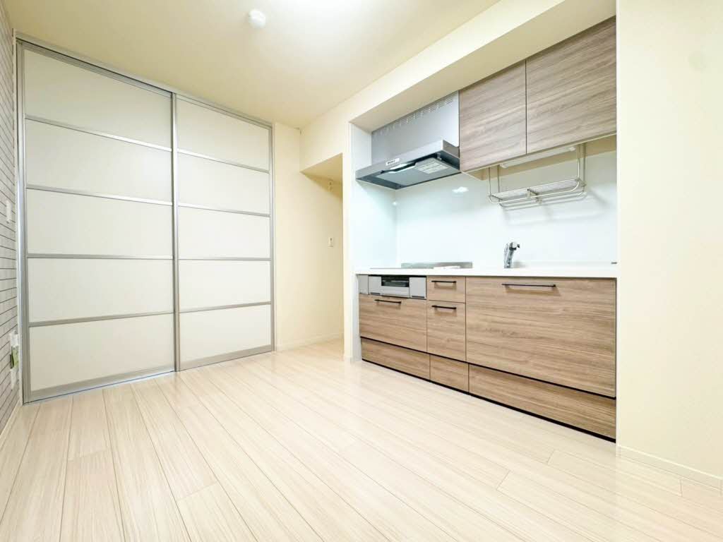 シティホームズⅧ 202号-2