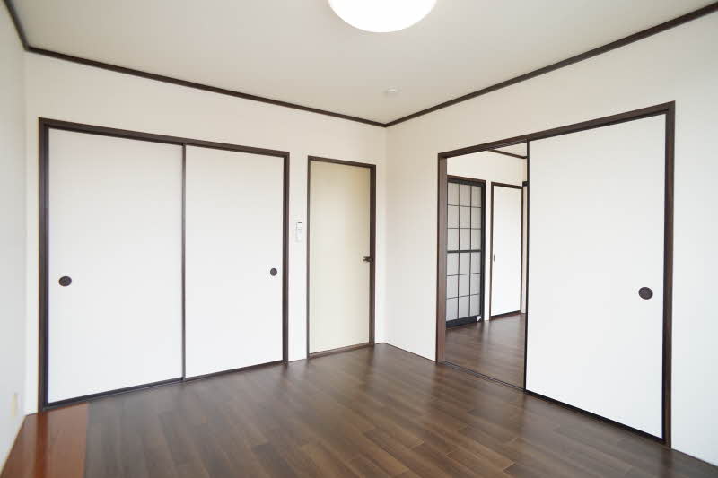 ドウェル若宮 202号-5