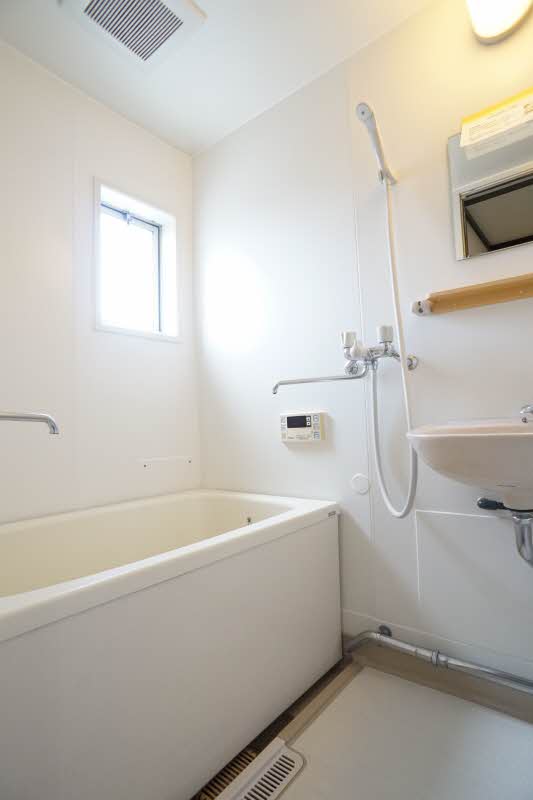 ドウェル若宮 202号-8