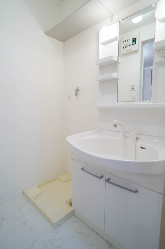 フローレンス八千代 102号-8