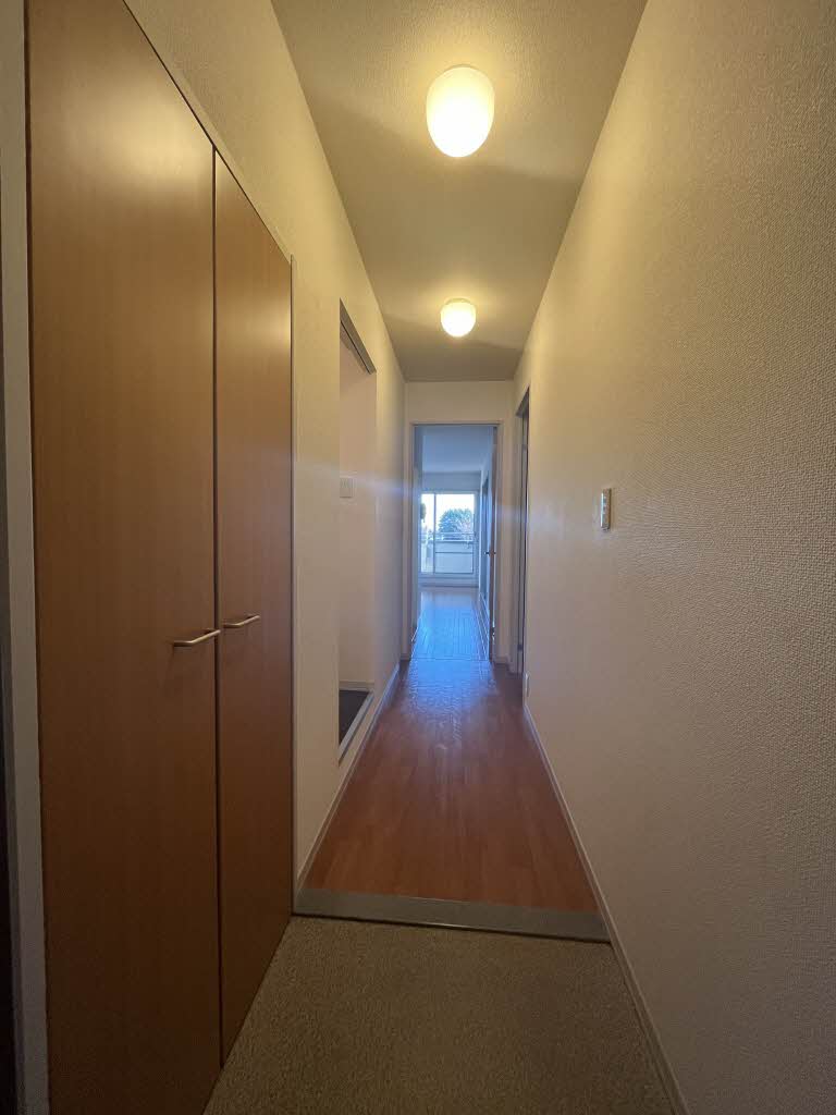 ヴィラージュ市川大町 302号-2