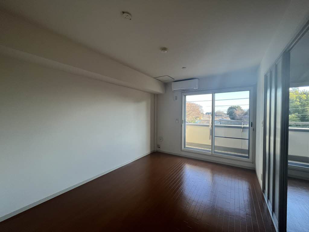 ヴィラージュ市川大町 302号-7