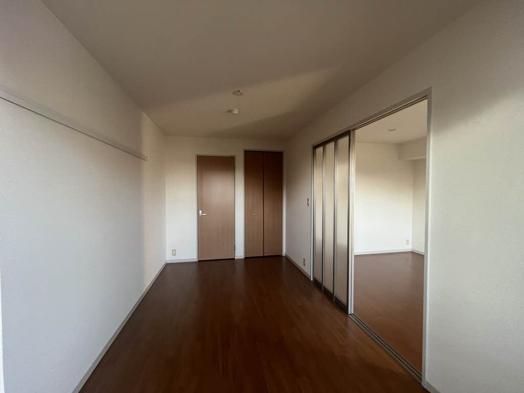 ヴィラージュ市川大町 302号-8