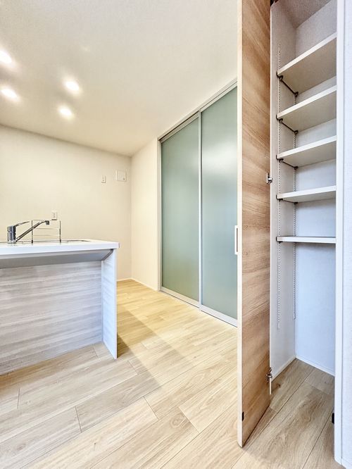 カーサパラミ 101号-6