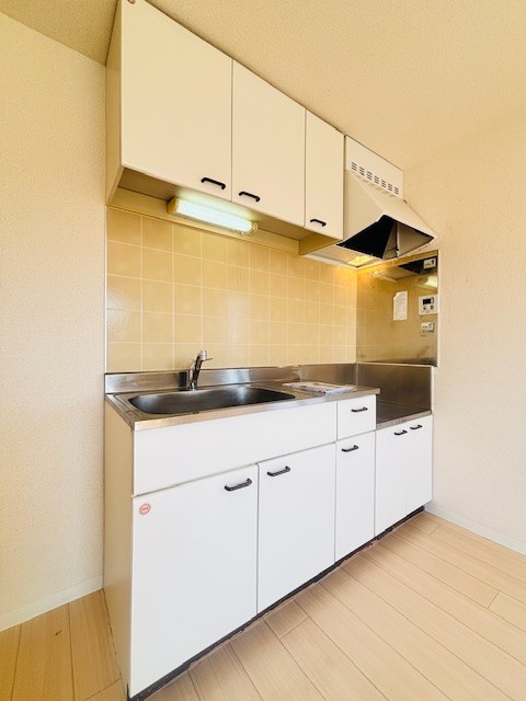 ルミエ－ル・２０ 201号-6