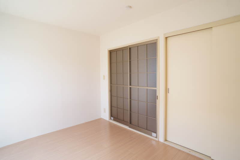 フローラ幕張 202号-4