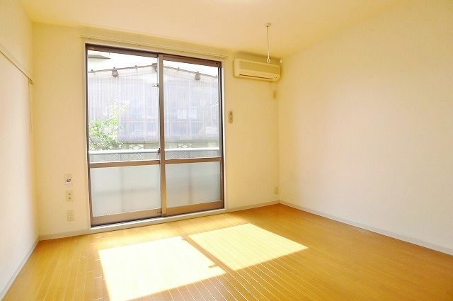 マリアメゾン 105号-2