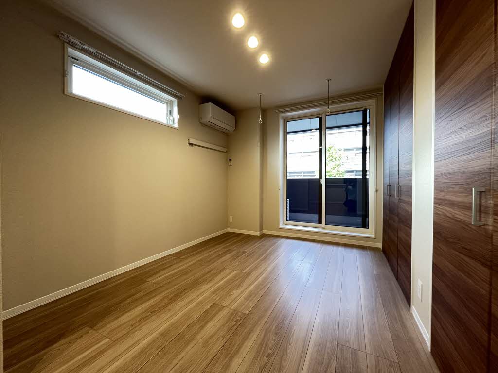 レジデンスアーク 201号-4