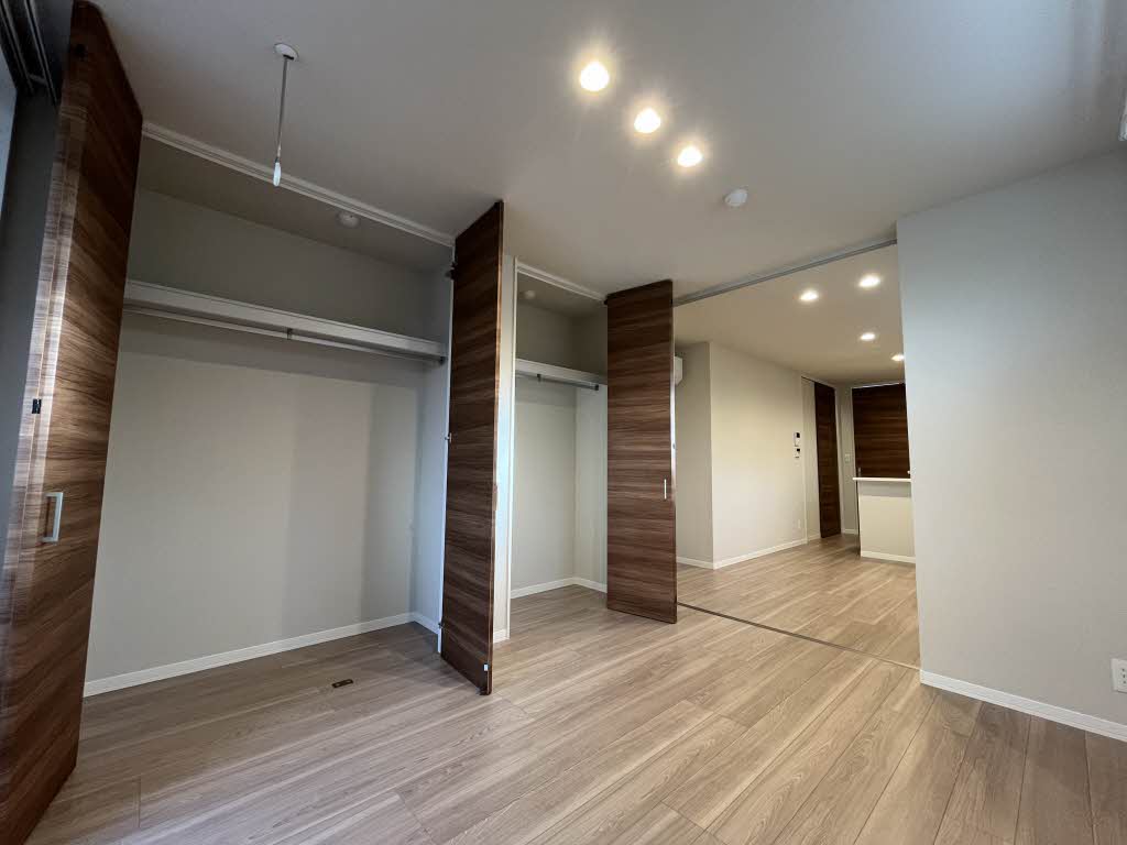 レジデンスアーク 201号-5