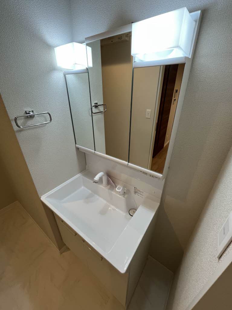 レジデンスアーク 301号-8