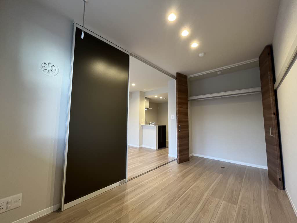 レジデンスアーク 306号-5