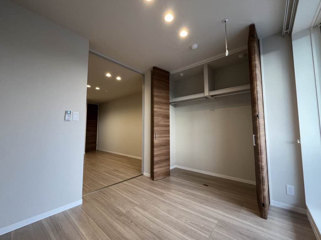 レジデンスアーク 308号-5