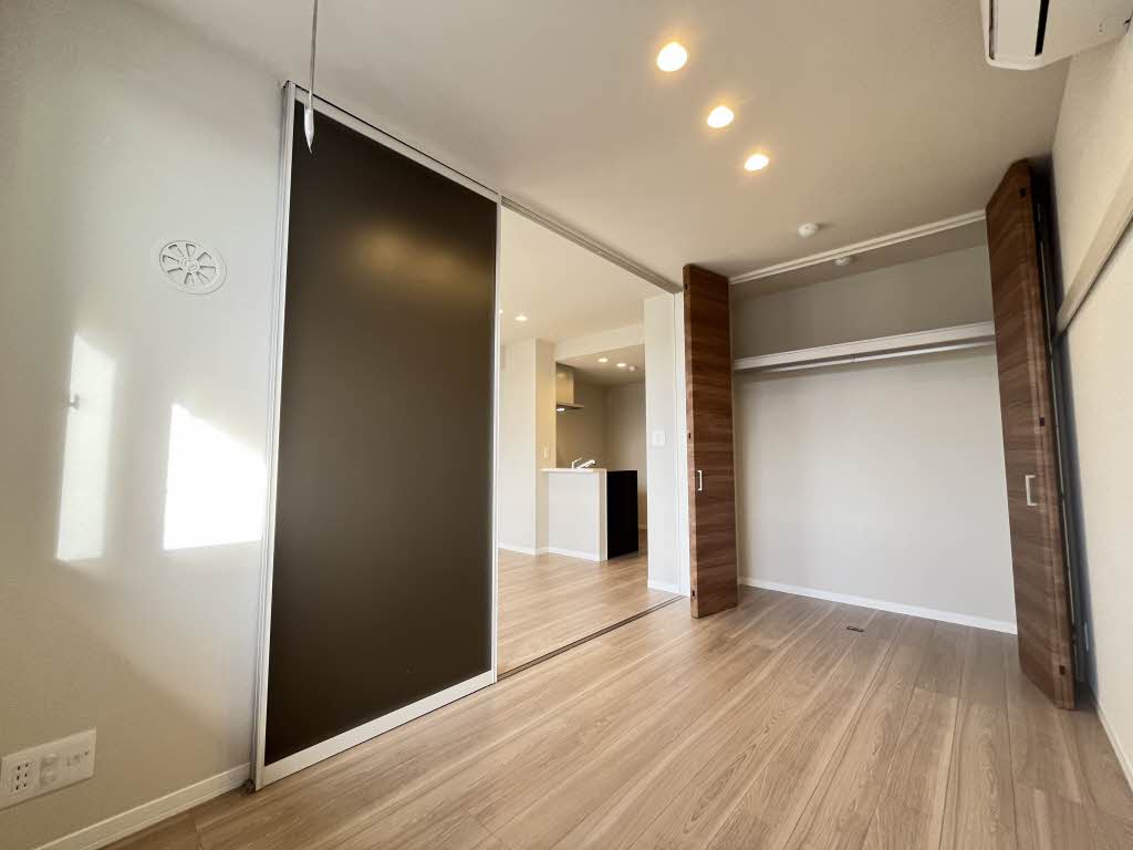 レジデンスアーク 405号-5