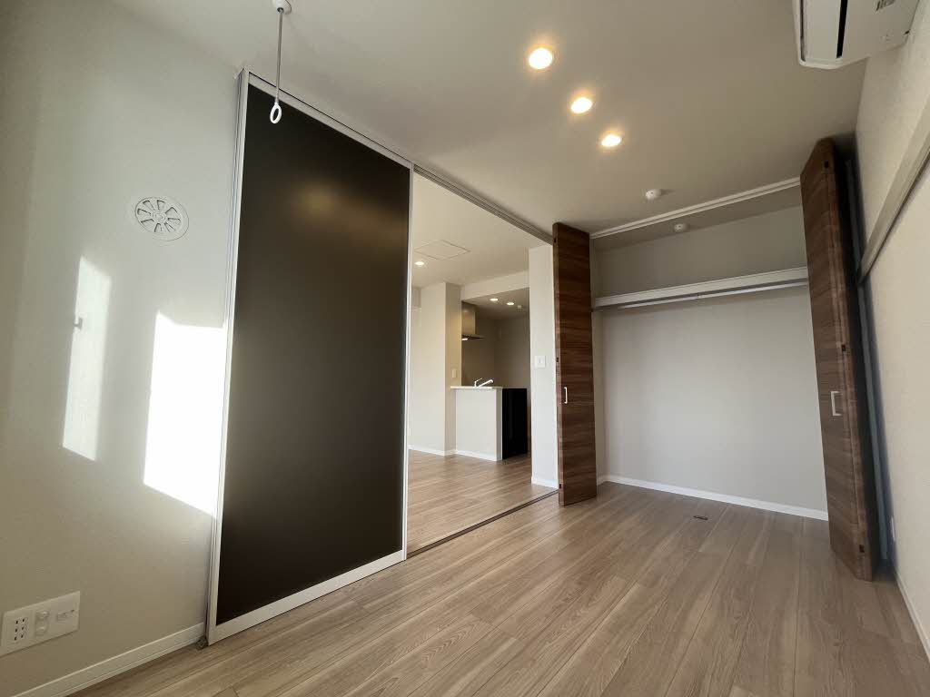 レジデンスアーク 406号-5