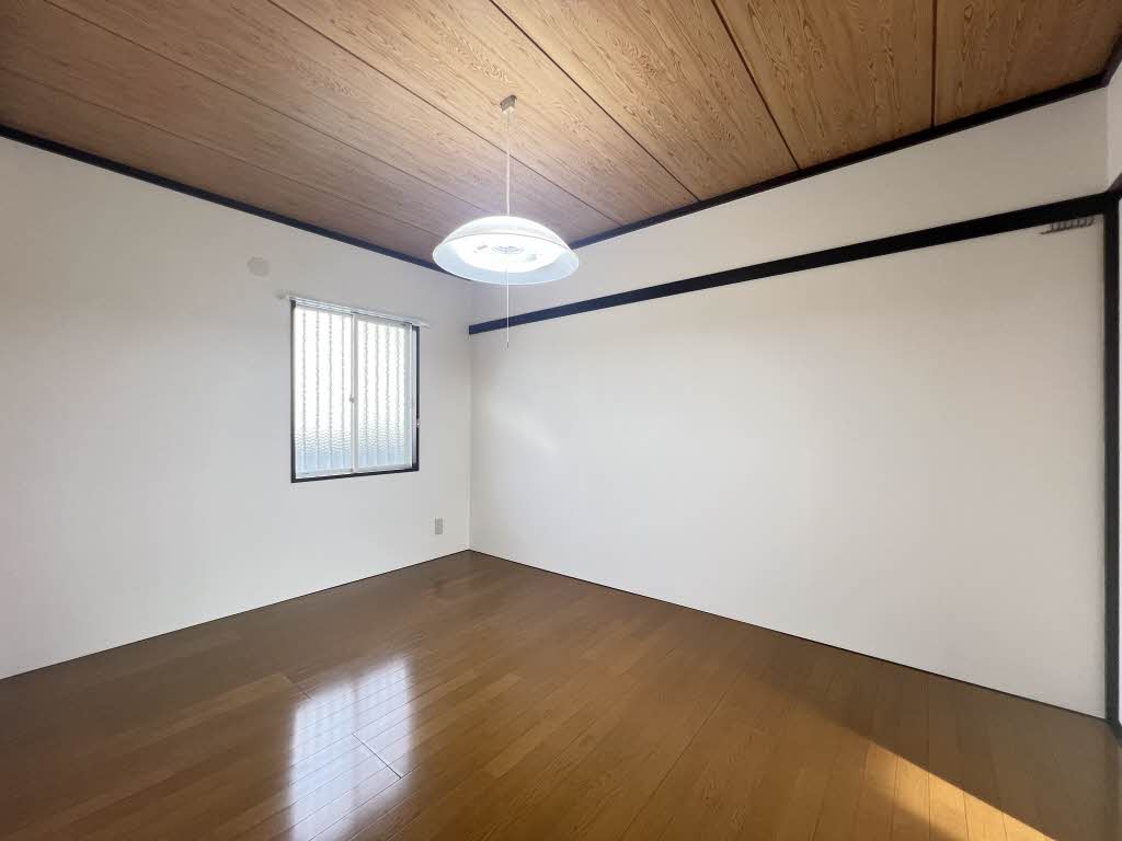 メゾン・ド・ソフィア 201号-8