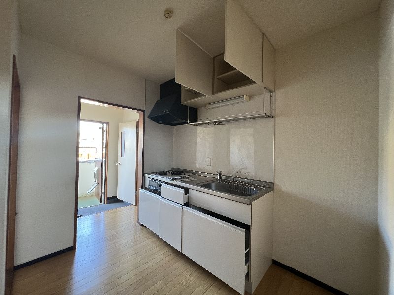 ヒルトップ・ガーデン 201号-5