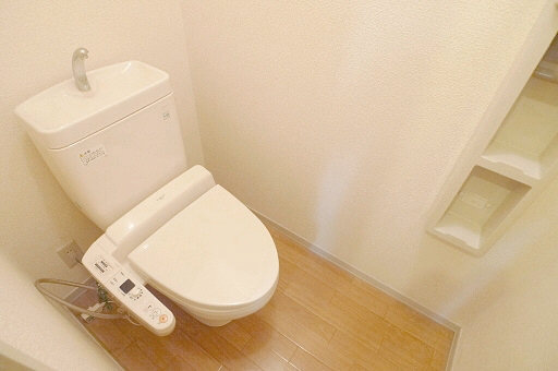 ウィスカー・ヴィレッジ 102号-7