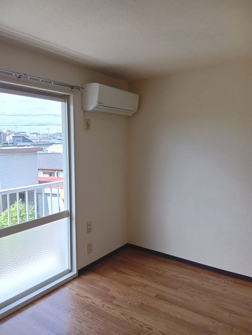 サニーフラット 201号-2