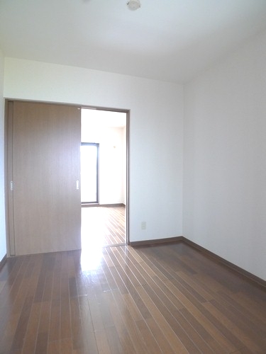 サン・ステージ 106号-6