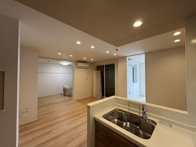 Ｍａｌｉｅｎａ 102号-5