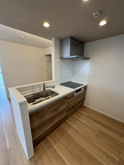 Ｍａｌｉｅｎａ 202号-7