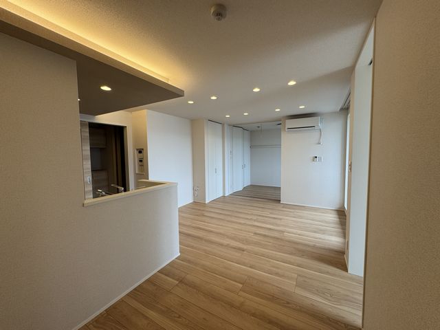 Ｍａｌｉｅｎａ 202号-8