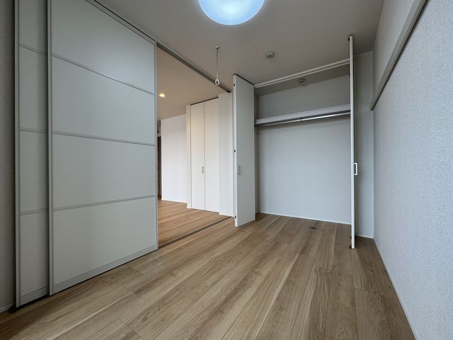 Ｍａｌｉｅｎａ 302号-8