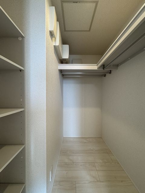 Ｍａｌｉｅｎａ 305号-11