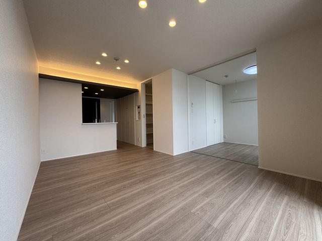 Ｍａｌｉｅｎａ 306号-8