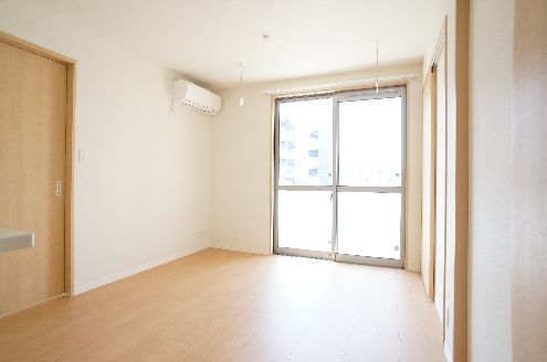 Sunny Court 201号-3