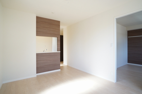 ウエスト夏見 103号-4