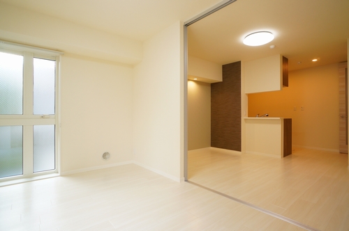 サーティフル妙典 102号-2