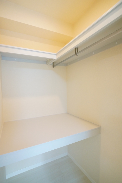 サーティフル妙典 102号-6