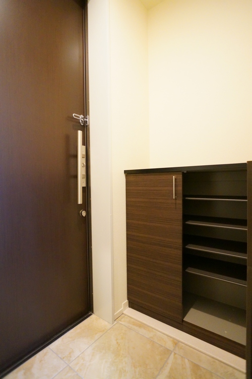 ジーエス　アドレット市川 202号-10