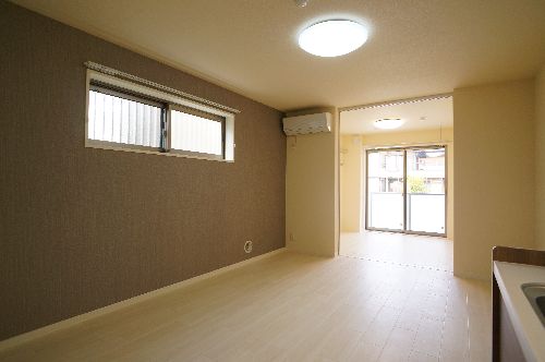 アベニール 101号-2