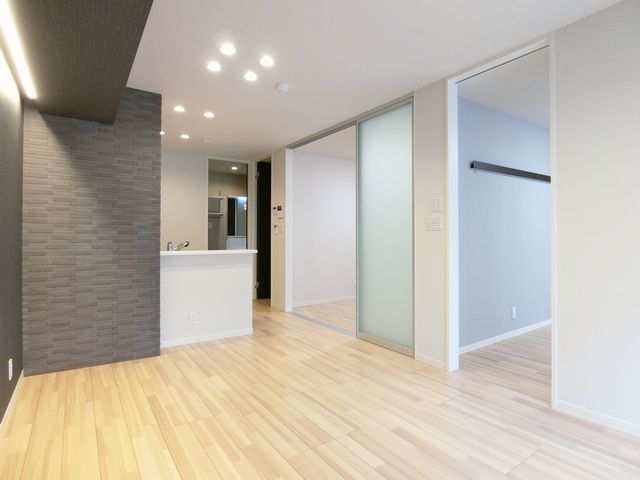 ルミエール駿河台 303号-3