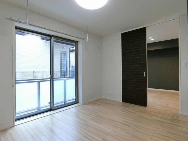 ルミエール駿河台 303号-8