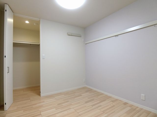 ルミエール駿河台 303号-10